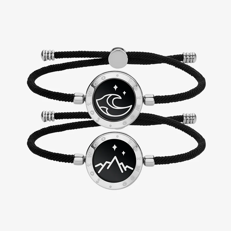 Elegant pararmbånd med berøringsfunktion, der forbinder jer på tværs af afstande.