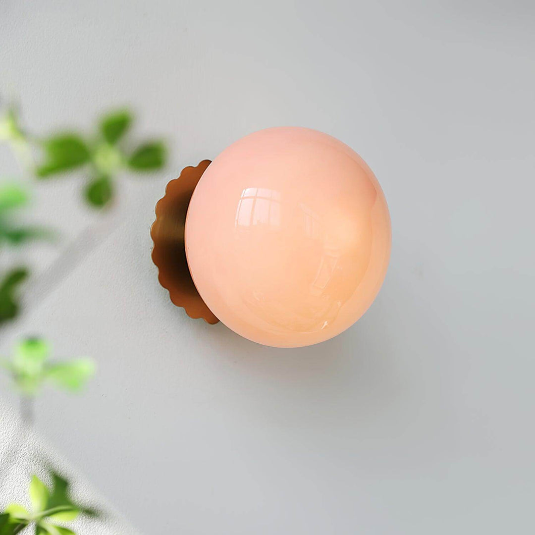 Moderne væglampe i rosa glas