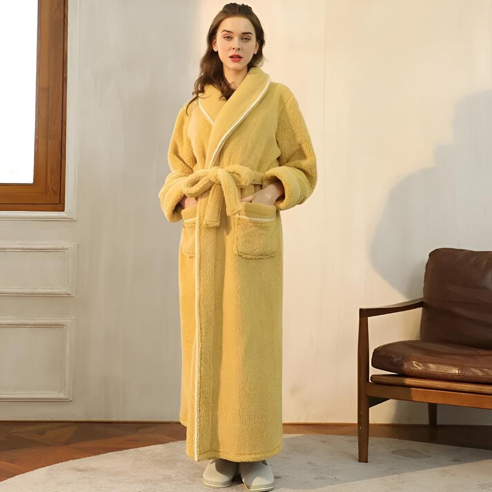 Komfortabel unisex badekåbe i varm, blød fleece. Ideel til både mænd og kvinder, loungewear.