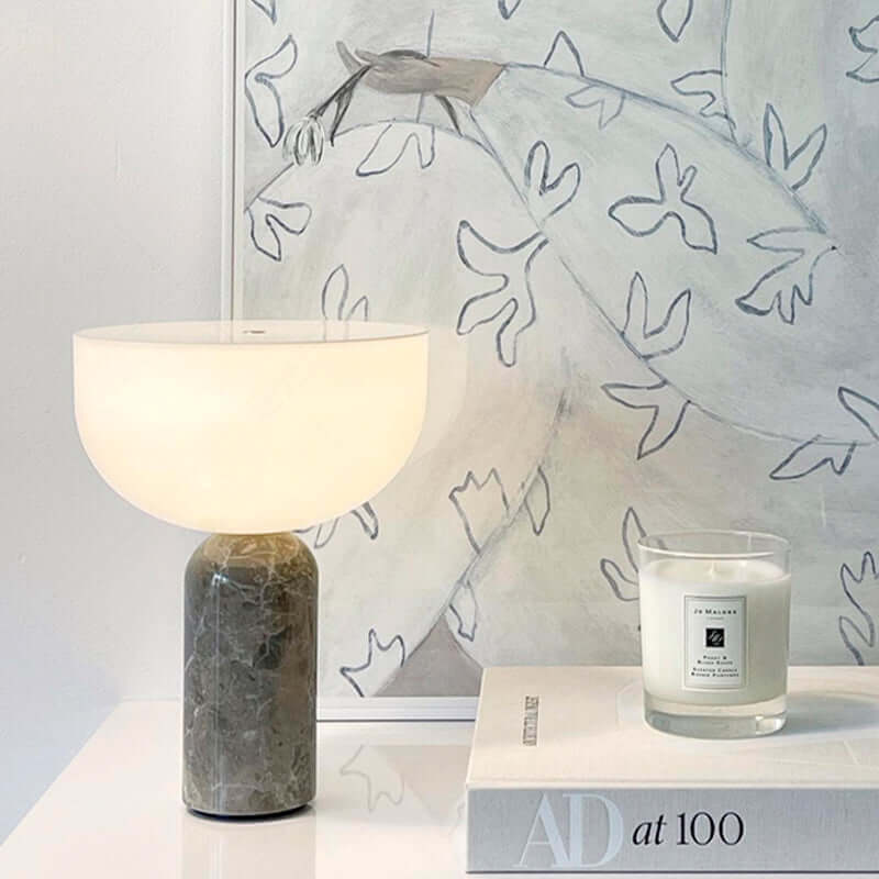 Elegant Marmor Bordlampe til Boligen