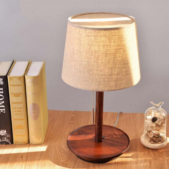 Design Bordlampe Valnøddetræ med Tekstilskærm
