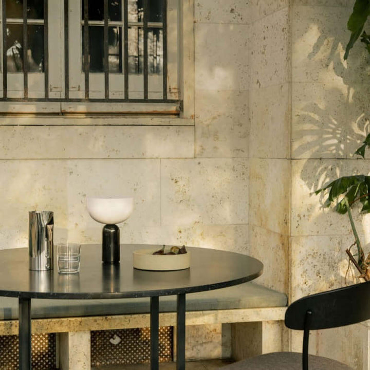 Elegant Marmor Bordlampe til Boligen