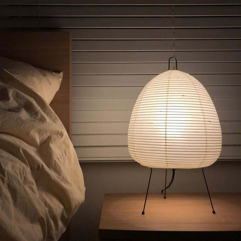 Minimalistisk japansk bordlampe Yumi