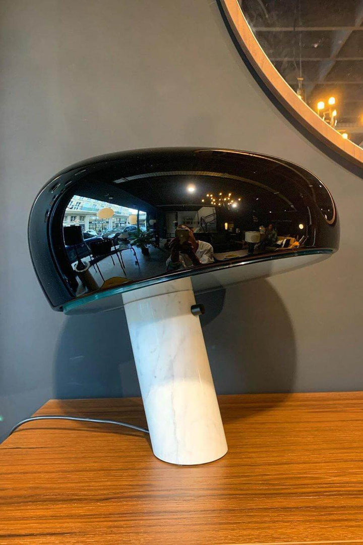 Designer Bordlampe i Marmor