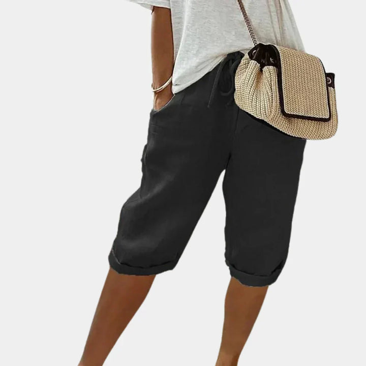 Stilfulde og komfortable dameshorts til sommer, med blødt, elastisk stof for perfekt fritidslook.