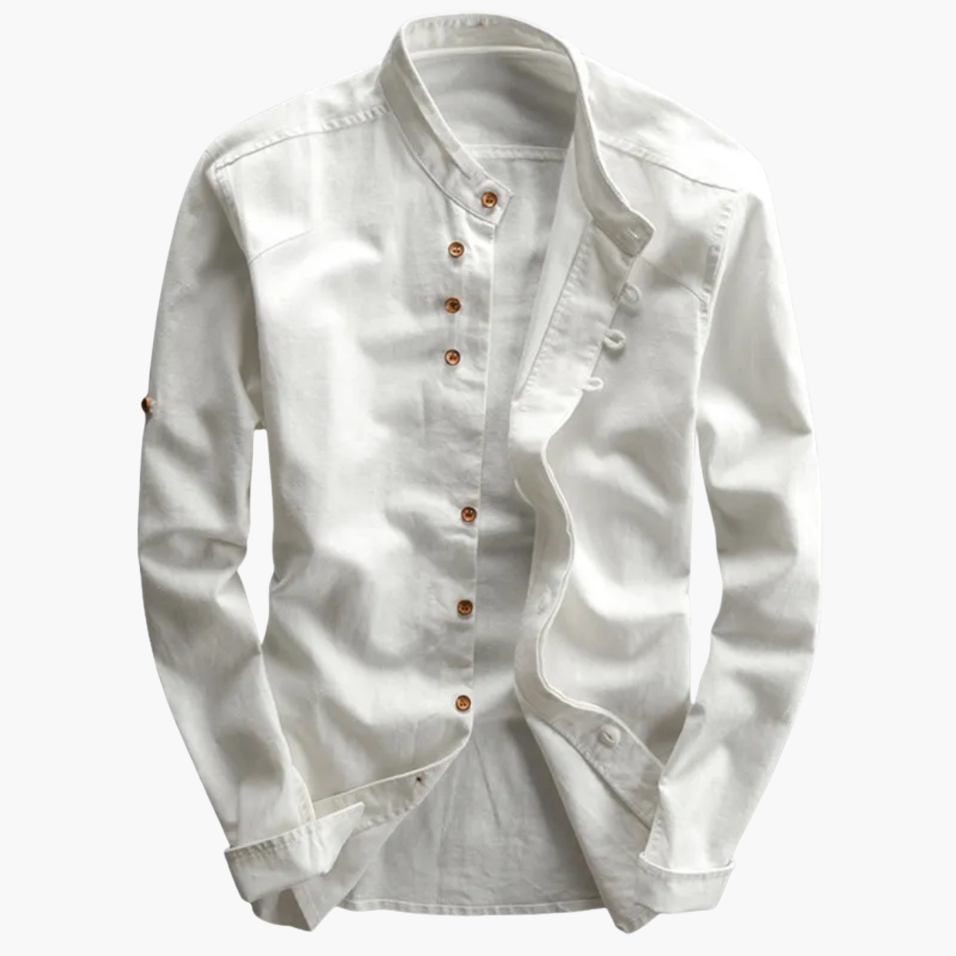 Elegant herreskjorte med asymmetrisk knapstolpe; ideel som business casual skjorte eller moderne fritidsskjorte.