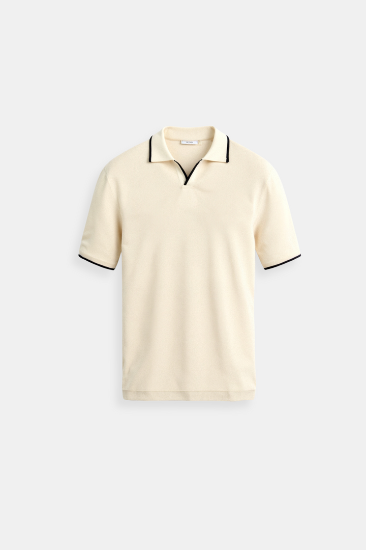 Elegant kortærmet herrepolo i beige med sort kontrastkrave for et moderne look. Ideel til forår.