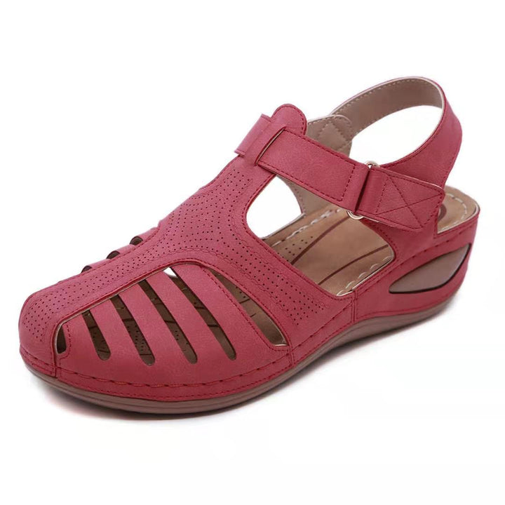 Støttende Liora sandaler til kvinder med justerbar tå, designet for optimal fodkomfort og velvære.