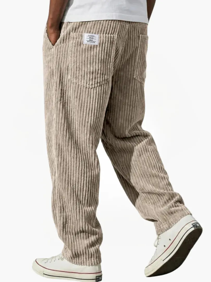Herrebukser med tekstur i klassisk design, set forfra. Casual bukser til en stilfuld og afslappet hverdagslook.