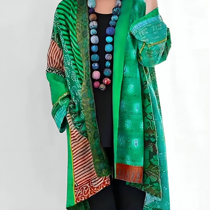 Elegant og afslappet damekimono med boheme mønster. En let og farverig cardigan til modebevidste kvinder.