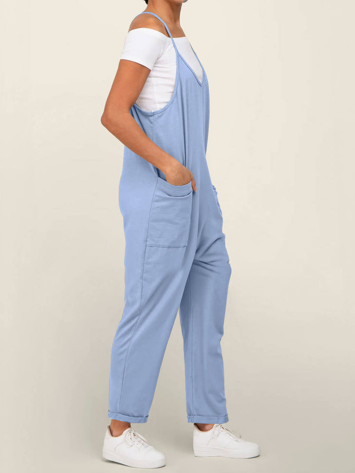 Stilfuld kvinders jumpsuit med elastisk talje, der fremhæver taljen smukt.