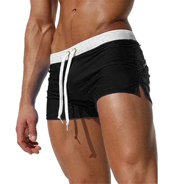 Komfortable herre badeshorts, alsidige strandshorts i stilfuld sommerstil.
