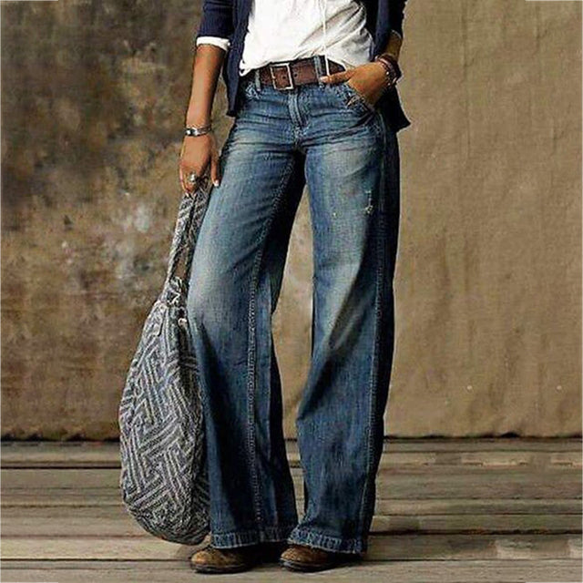 Komfortable dame jeans med løs baggy pasform. Ideelle afslappede bukser til fritid og afslappet look.