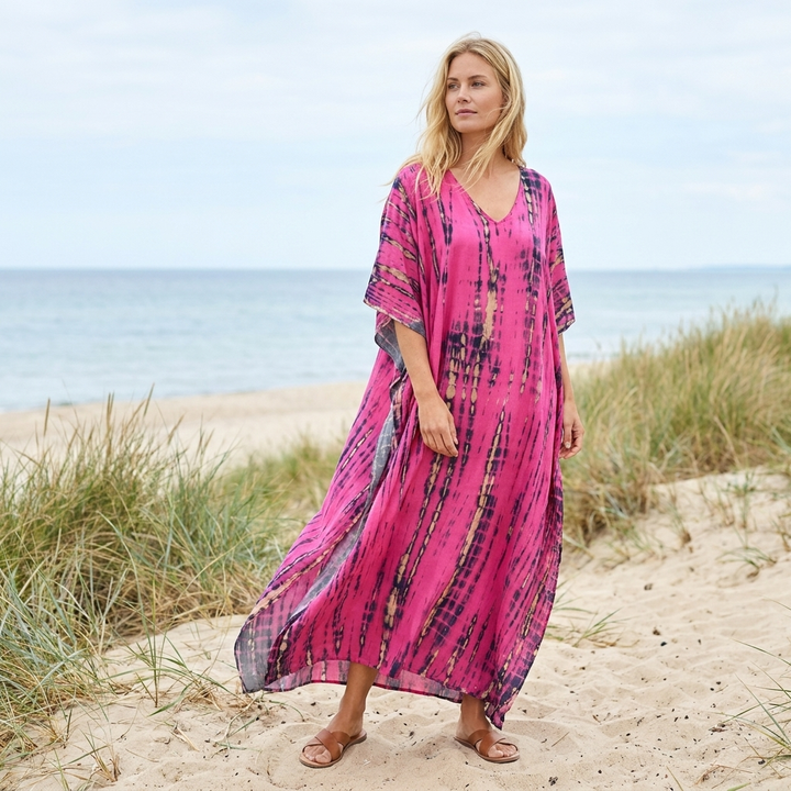 Stilfuld boheme maxi sommerkjole til kvinder, løs og luftig med farverigt print og afslappet elegance.