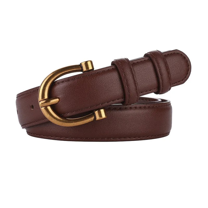 Hverdagslook damebælte med slankt design og et elegant guldspænde; komfortabelt.