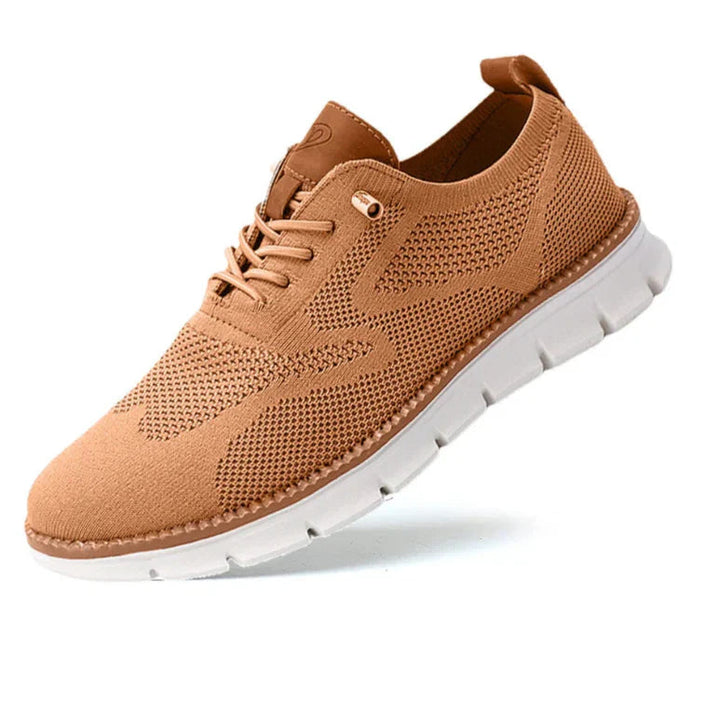 Fleksible og letvægts herresneakers med snørebånd i sort, perfekte til fritid og komfortabel hverdag.