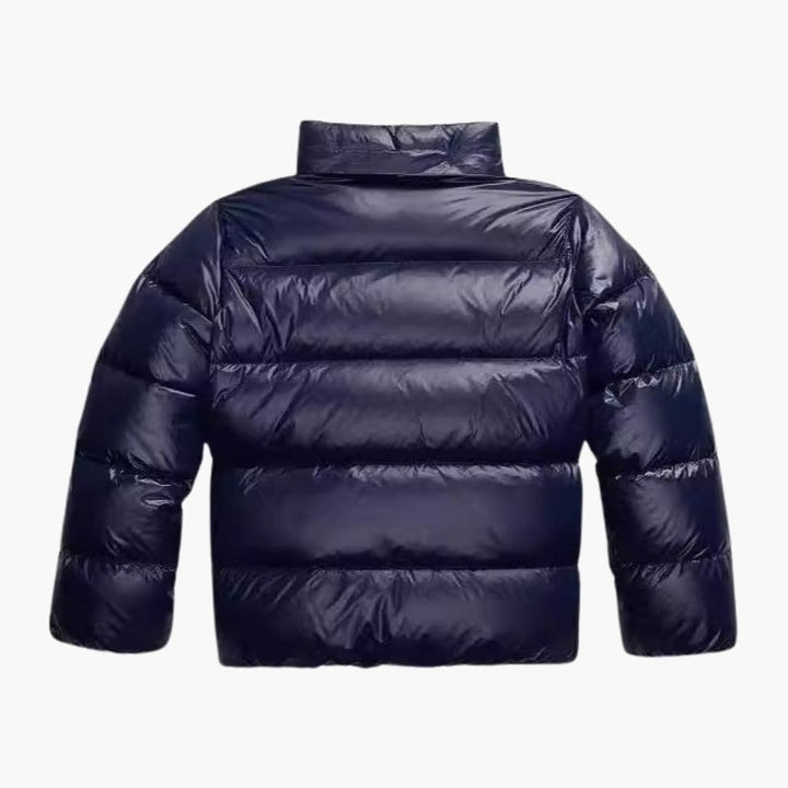 Efterårs/vinter quiltet jakke til kvinder. Casual mode med hætte og frontlommer.