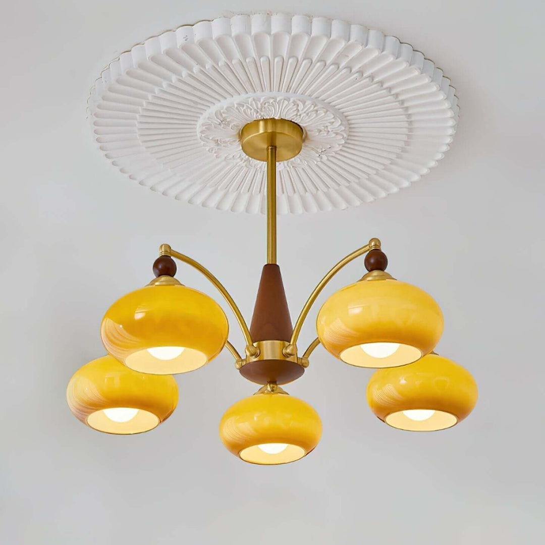 Elegant Retro Lysekrone i Træ og Messing