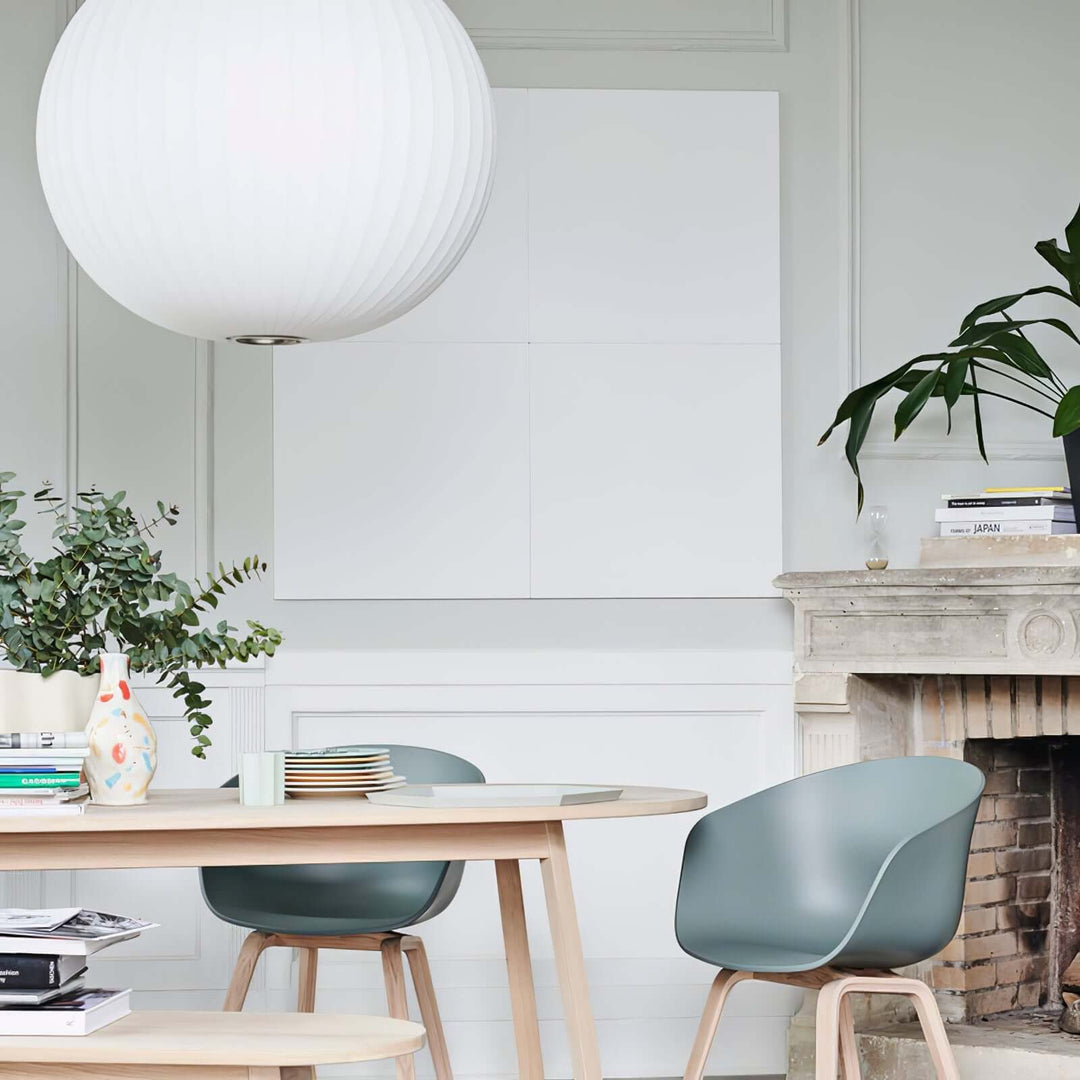 Moderne Hængelampe i Hvid – Silke & Stål