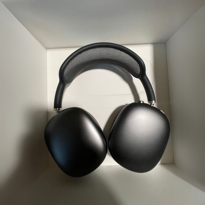 AeroBeats trådløse hovedtelefoner, sort, med Bluetooth 5.0, HiFi-lyd og støjreduktion. Rejsevenlig.
