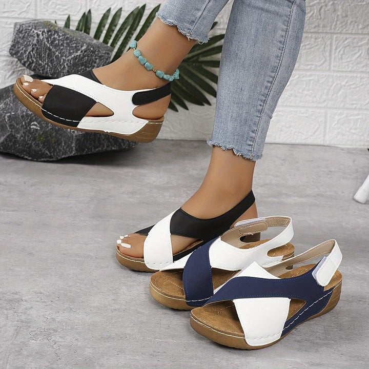 Komfortable sommersandaler til kvinder. Elegante og alsidige, ideelle til sommermode.