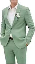 Stilfuldt slim fit herresæt til sommer. Elegant herretøj med åndbart materiale for mænds stil.