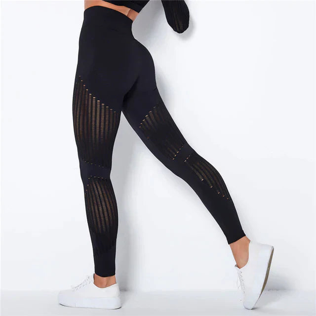 Anti-cellulite kompressionsleggings i armygrøn, glatter og former benene for synlig reduktion af cellulite