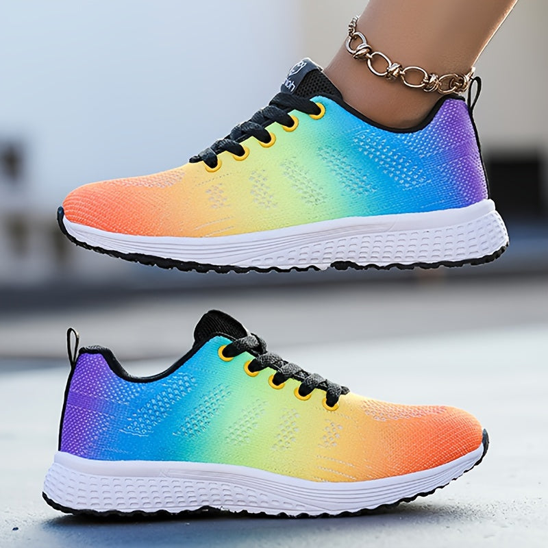 Komfortable damesneakers med snørebånd, der sikrer en tæt og støttende pasform til enhver aktivitet.