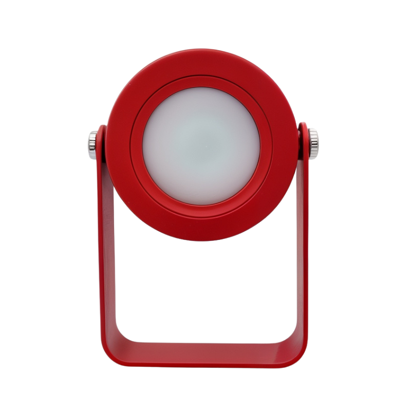 Minimalistisk, dæmpbar LED bordlampe. Genopladelig og bærbar, ideel for stemningslys i hjemmet.