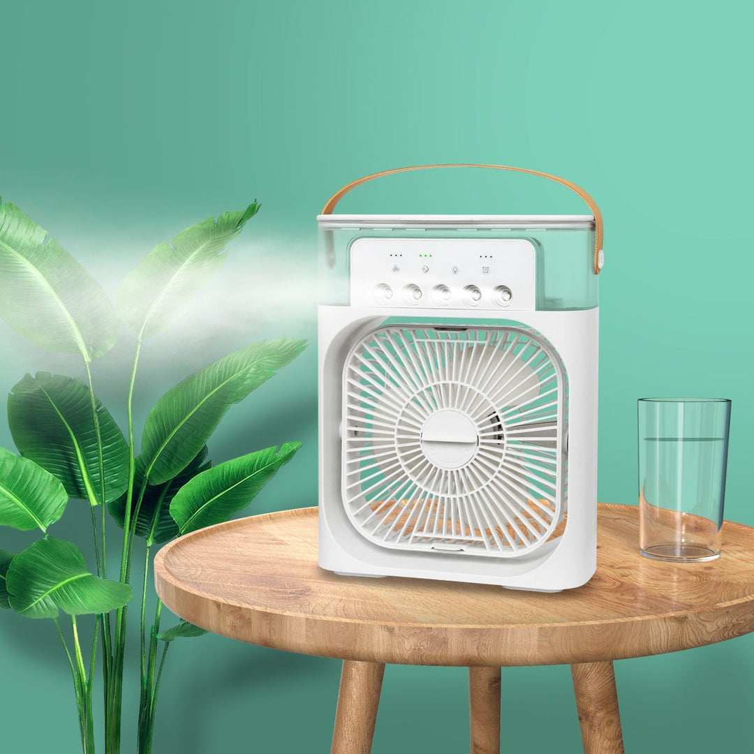 Kompakt bærbar køleventilator i sort, perfekt til personlig afkøling på farten. Inkluderer is-køling.