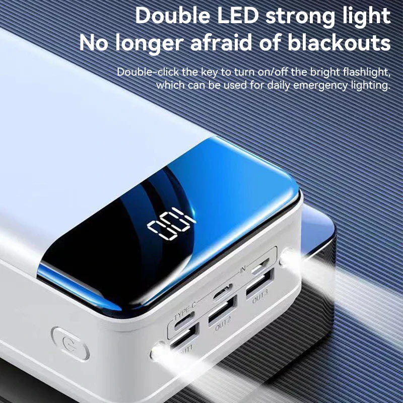 Kompakt 50.000mAh powerbank med flere porte, perfekt til mobil og tablet.