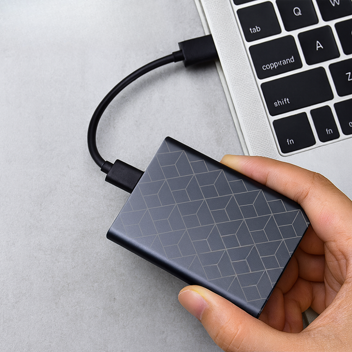 Solid state drive (SSD) for ekstremt hurtig data lagring og lynhurtig adgang til dine dokumenter.