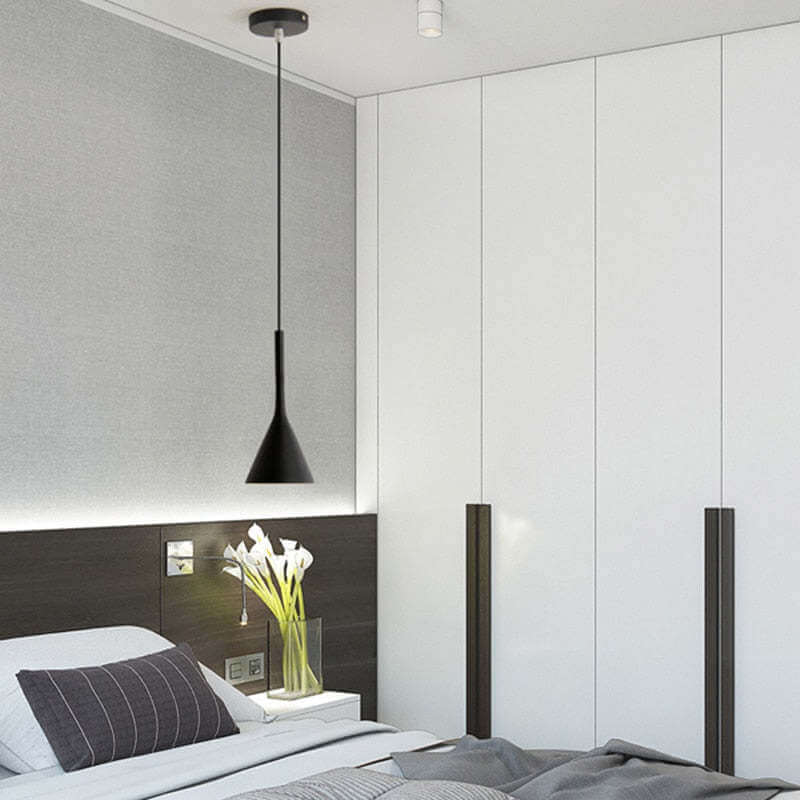 Moderne trekantet pendellampe - metal