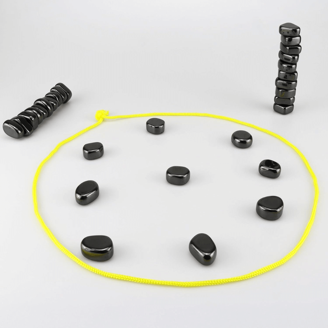 Magnetisk rejseskak - kompakt og strategisk