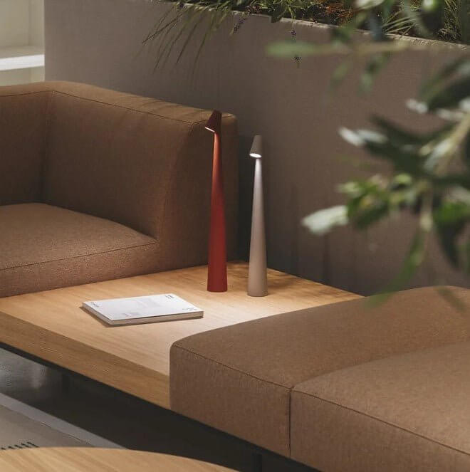 Bærbar LED-bordlampe, dæmpbar, i aluminium
