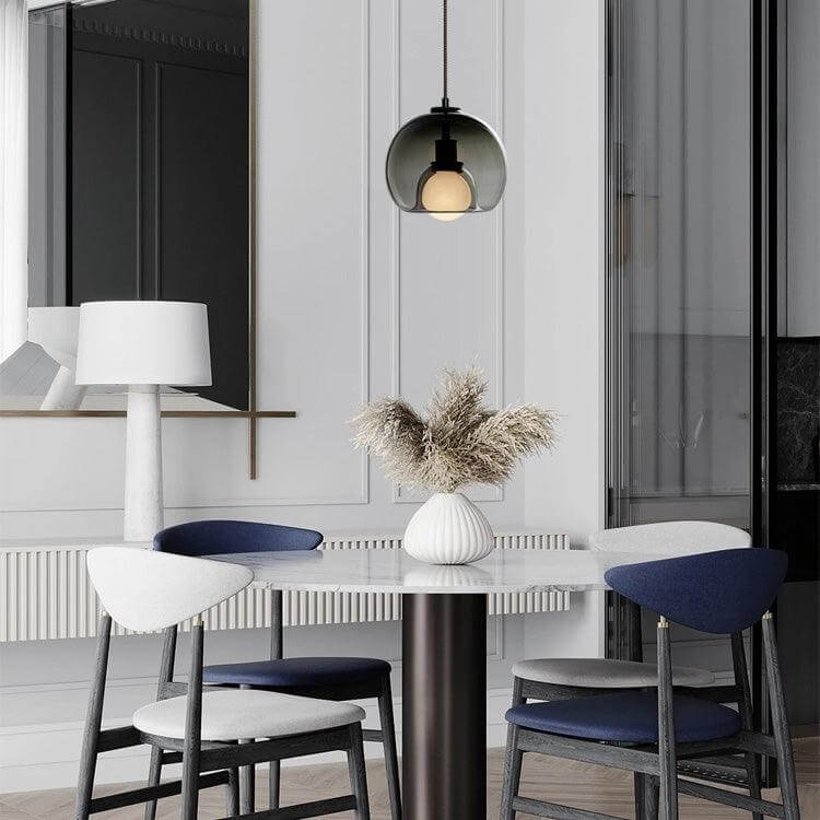 Moderne pendellampe i metal og glas