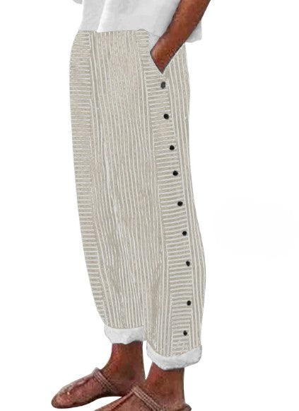 Elegante og behagelige damebukser med sommerstriber. Perfekte til en sofistikeret sommerlook.