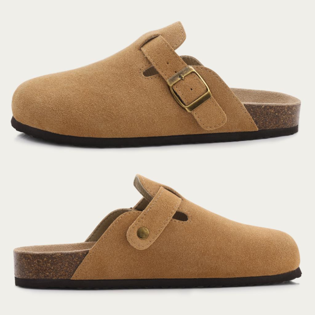 Ergonomiske dameclogs i lysebeige: behagelige sommersko velegnet til hverdag og fritid.