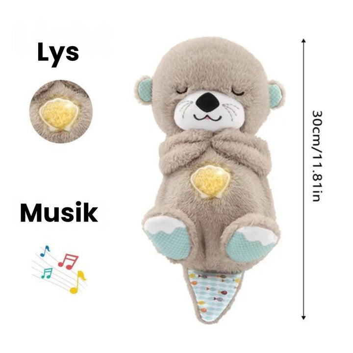 Odder nussebamse til baby. Blødt plysdyr og sovebamse, der skaber ro og tryghed.