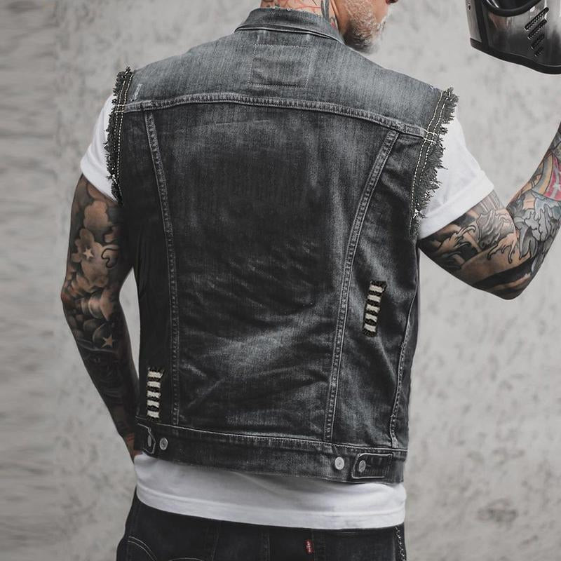 Sort herre denimvest med moderne komfort, ideel til lag-på-lag og fritidstøj. Elegant herremode.