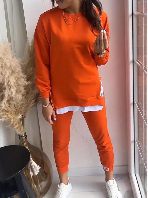 Komfortabelt blødt damesæt med løs pasform, oversized sweatshirt og matchende bukser for ultimativ afslapning.