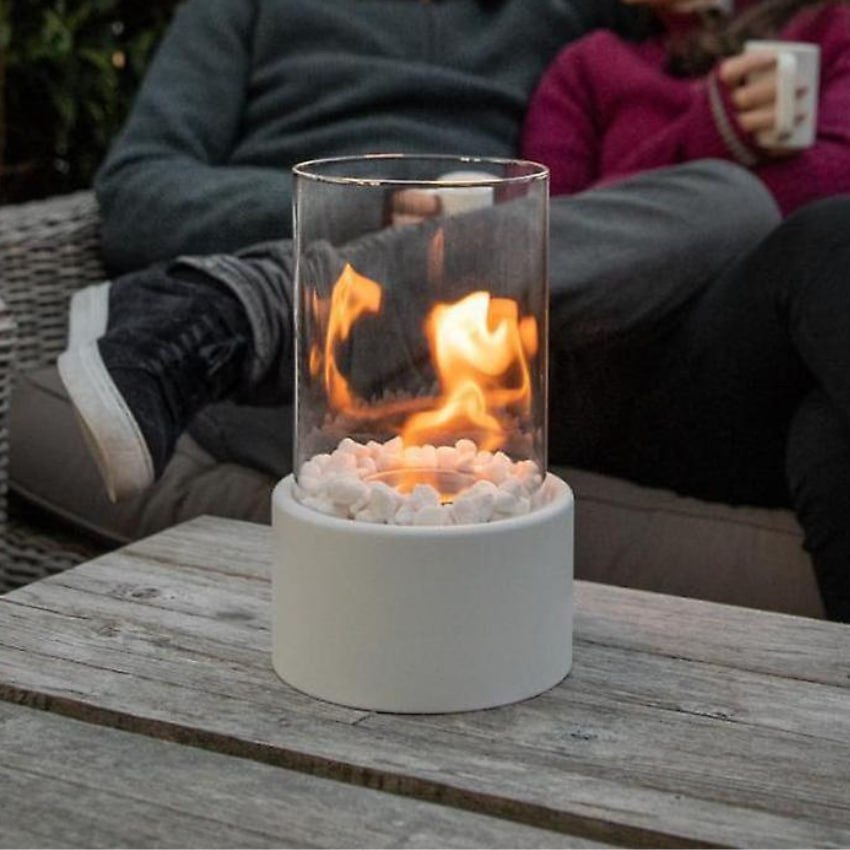 Nem at bruge røgfri glas bordpejs. Perfekt til hurtig oprettelse af hygge inde og ude.