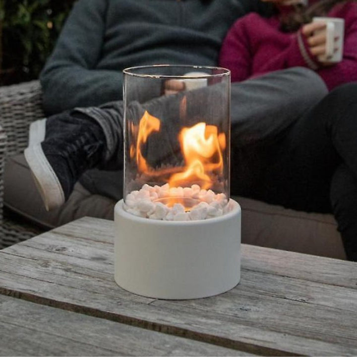 Nem at bruge røgfri glas bordpejs. Perfekt til hurtig oprettelse af hygge inde og ude.