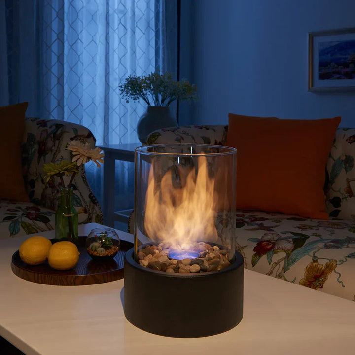 Røgfri bordpejs i glas. Ideel til indendørs dekoration og sikker hygge uden lugt.