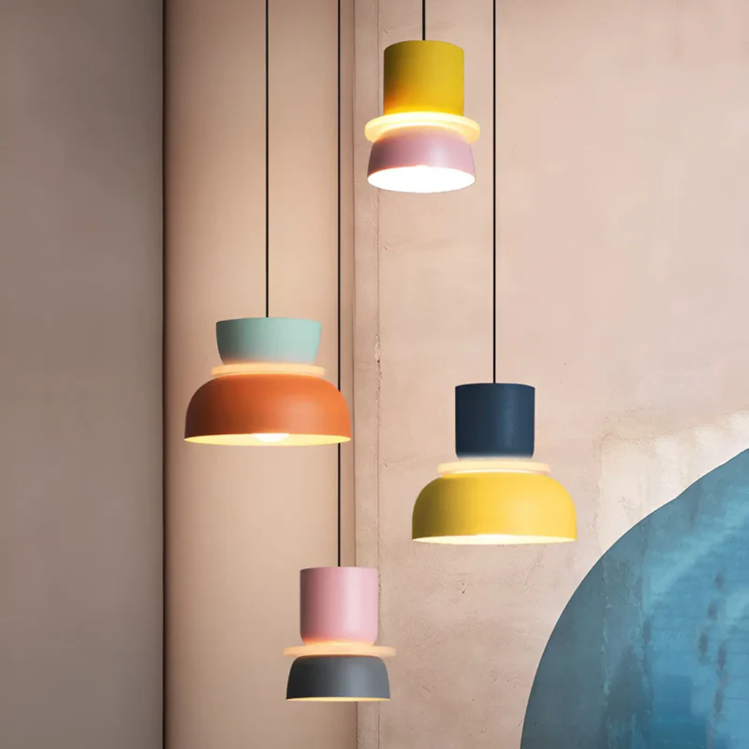 Mellem-Rosa-Grøn Macaron LED Pendel Lampe for et legende look.