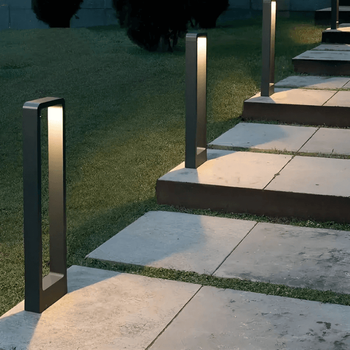 Moderne LED-havelampe i aluminium