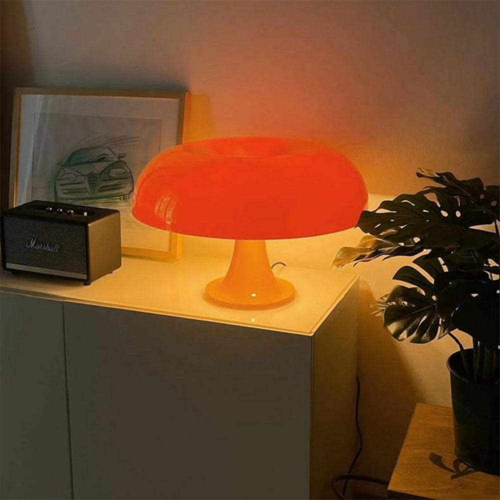 Minimalistisk Svampe Bordlampe