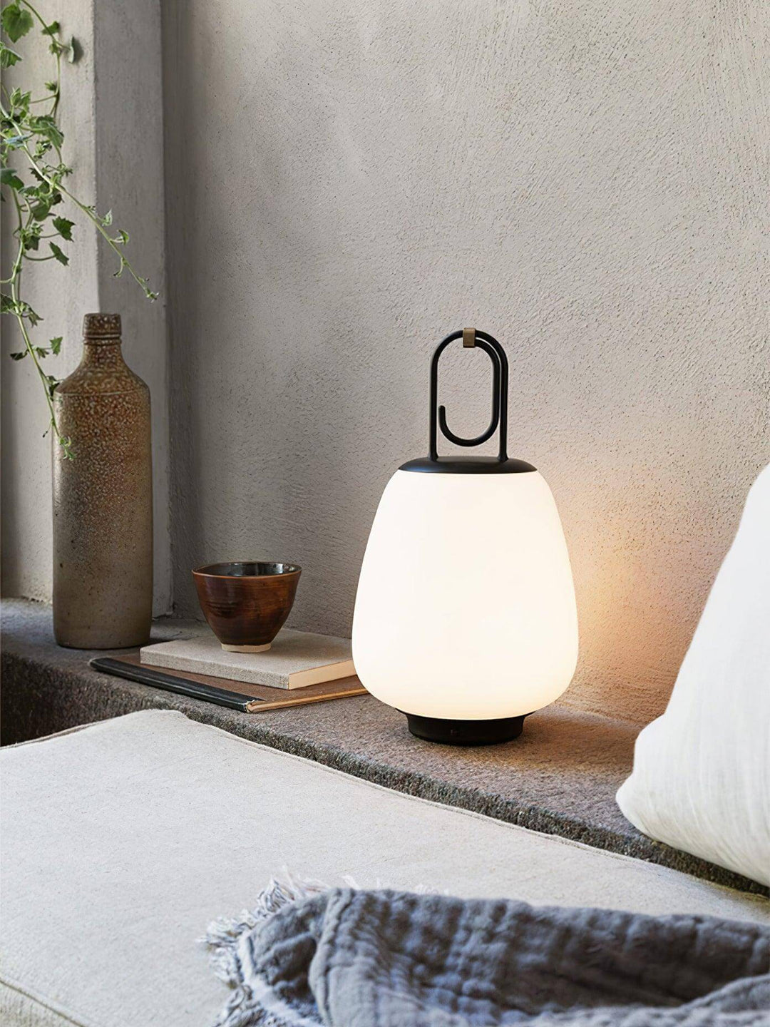 Bærbar LED-bordlampe til hyggeligt lys