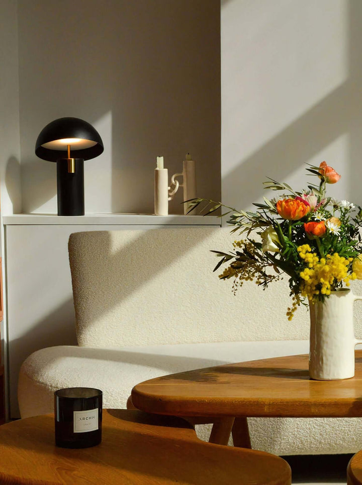 Moderne designer bordlampe med drejelige cylindre