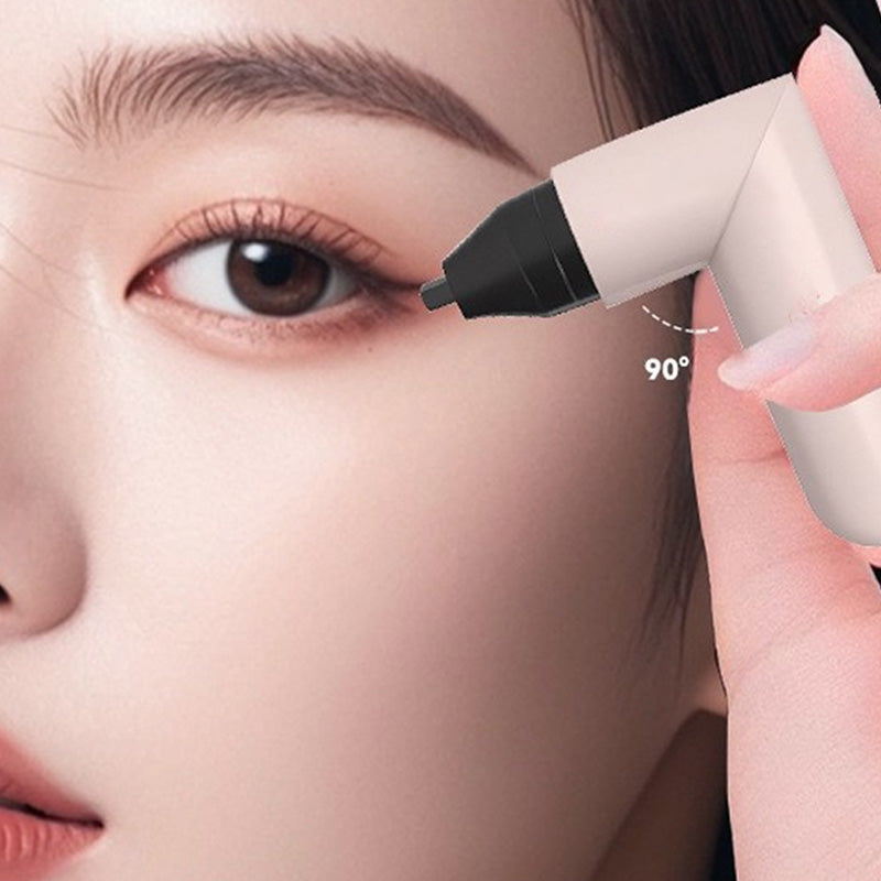 Vandfast vinge eyeliner i brun, giver et defineret og holdbart øjenlook til kvinder.